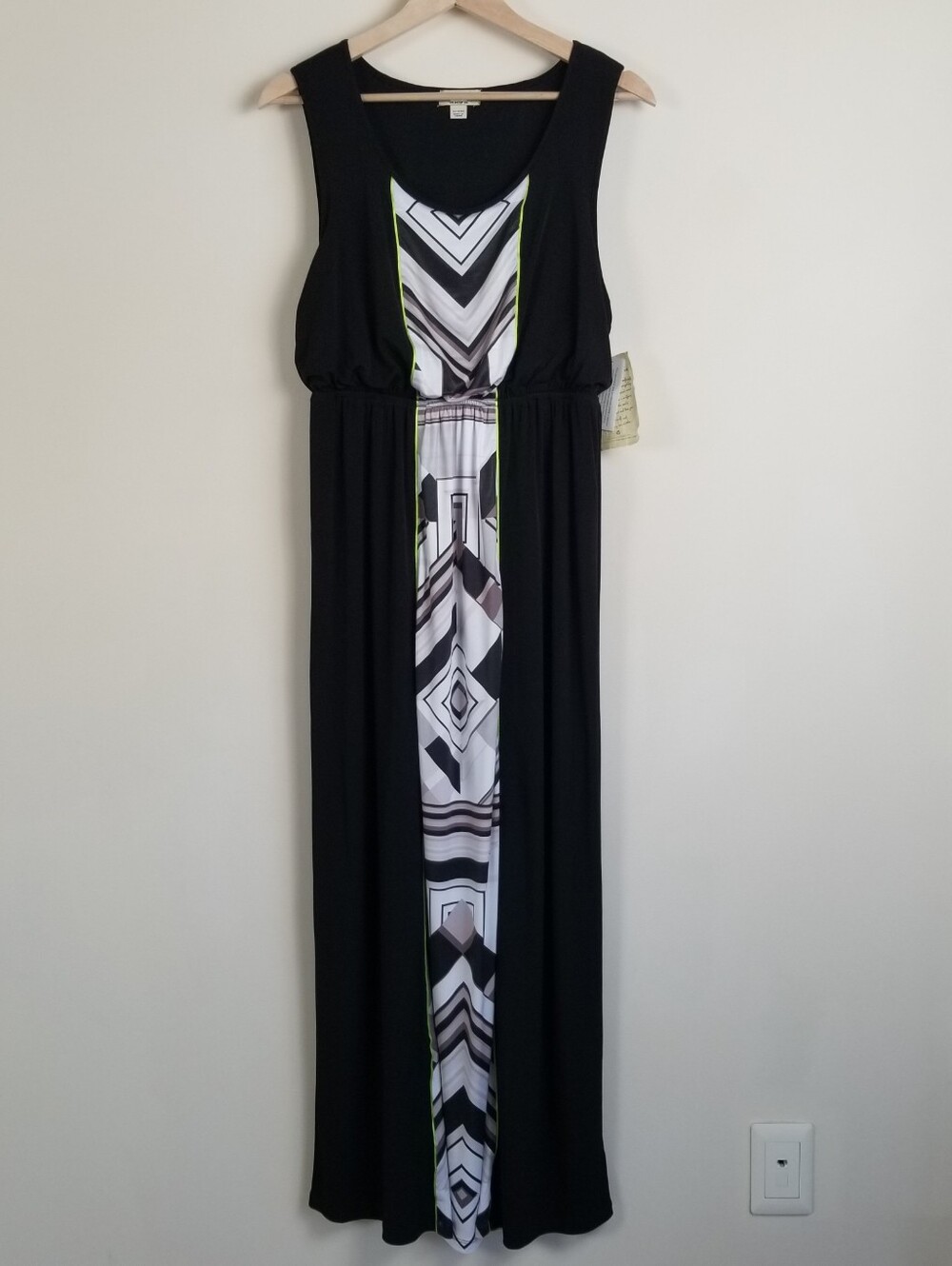One World Sleeveless Dress Size Medium  NWT